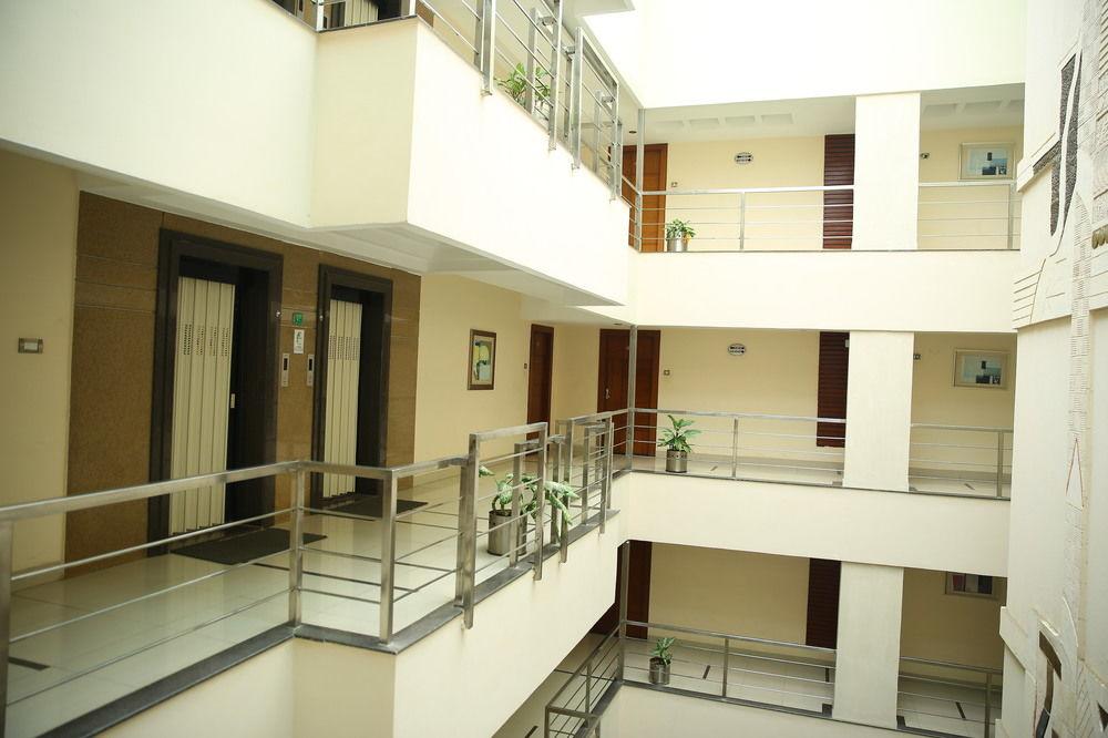 היידראבד Oyo Townhouse 9 Hitech City מראה חיצוני תמונה