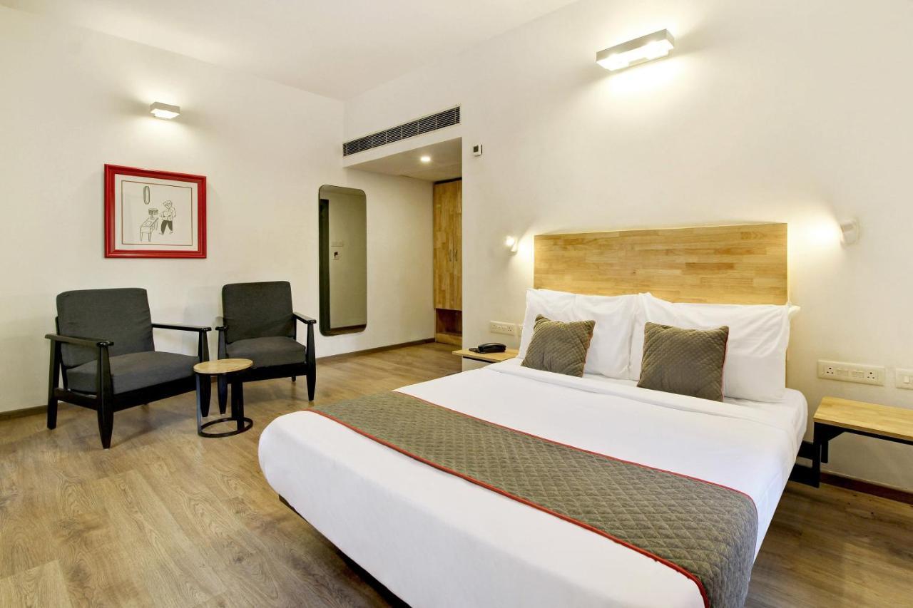 היידראבד Oyo Townhouse 9 Hitech City מראה חיצוני תמונה