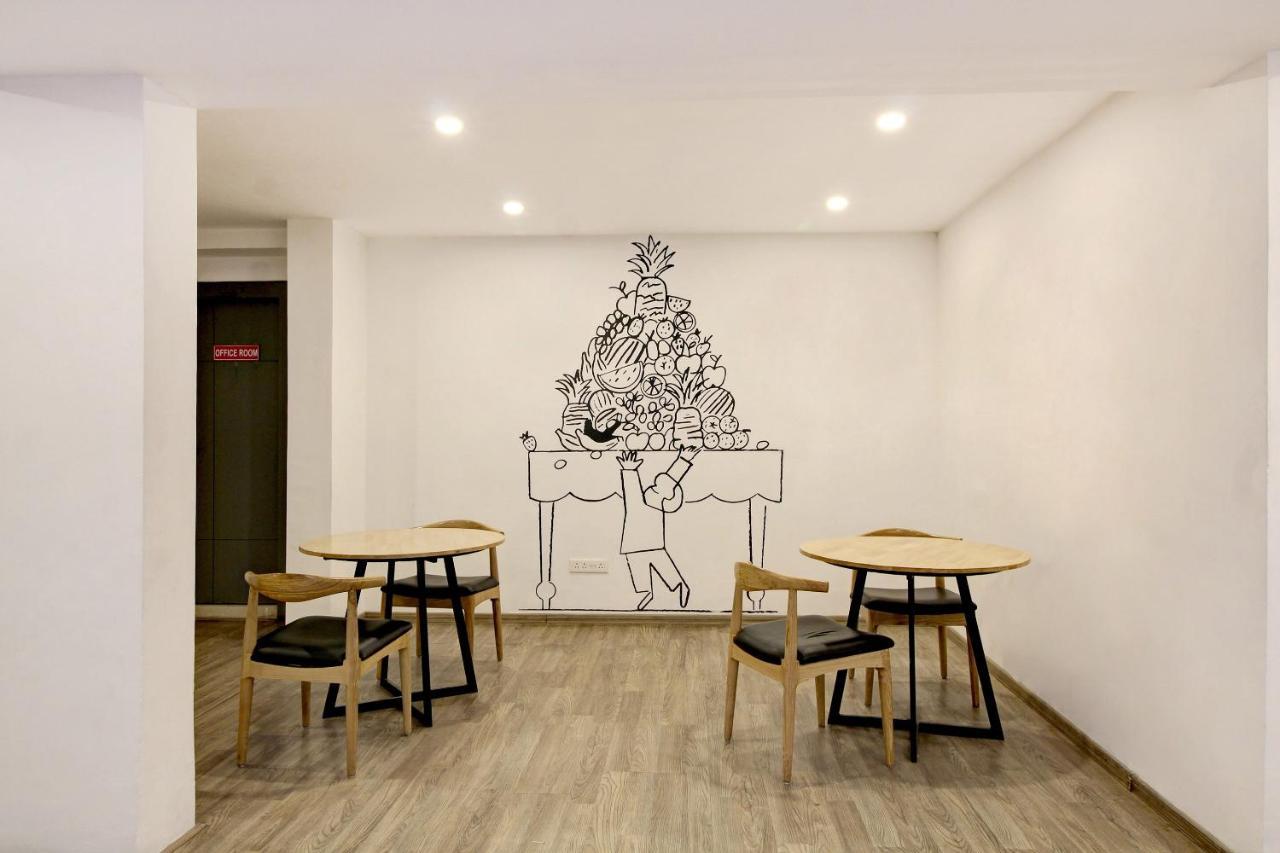 היידראבד Oyo Townhouse 9 Hitech City מראה חיצוני תמונה