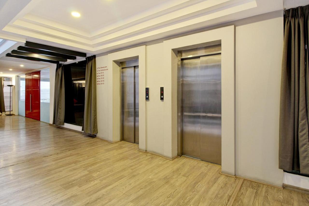 היידראבד Oyo Townhouse 9 Hitech City מראה חיצוני תמונה