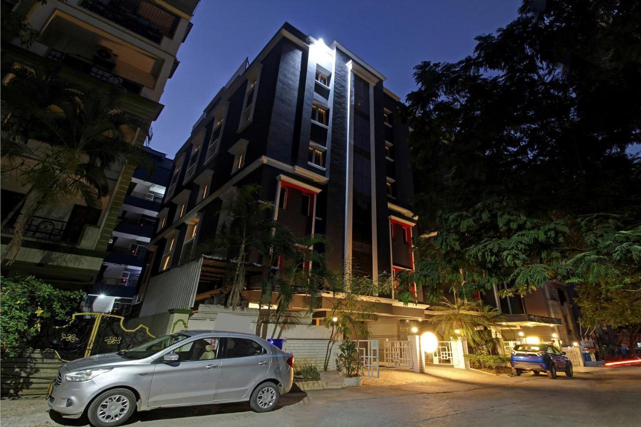 היידראבד Oyo Townhouse 9 Hitech City מראה חיצוני תמונה